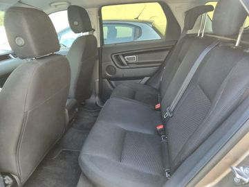 Land-Rover Discovery Sport - 12
