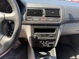 Volkswagen Golf 1.4 Basis  - Volkswagen Golf aus 1999: Golf4