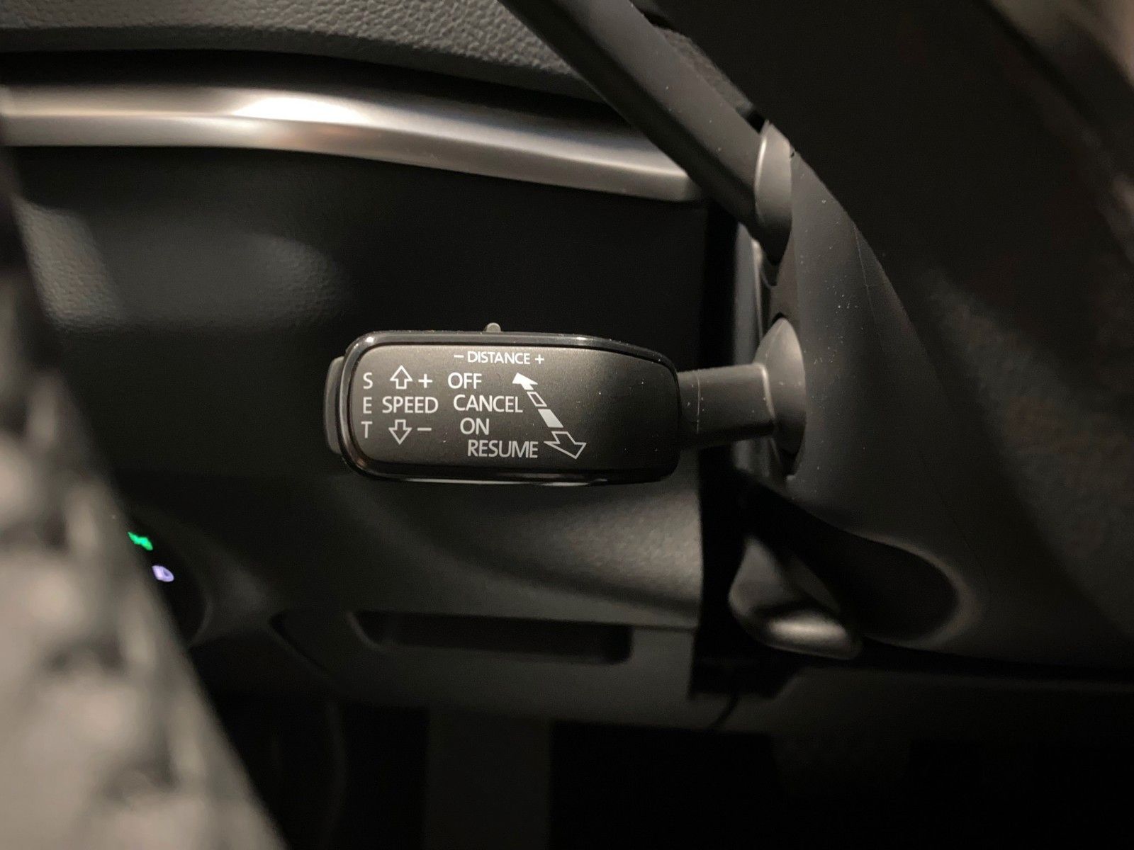 Fahrzeugabbildung SKODA Karoq 1.5 TSI DSG Selection+ACC+2030 Garantie+BC