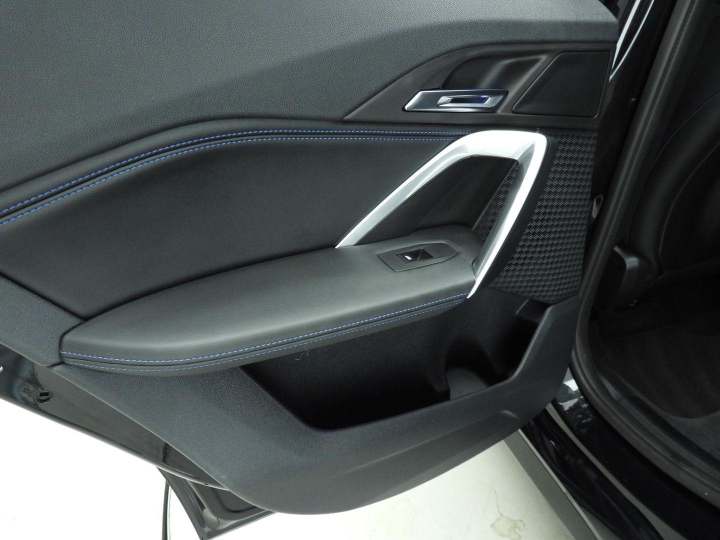 BMW X1 sDrive20i M-Sportpakket LED navi AHK, миниатюра 18