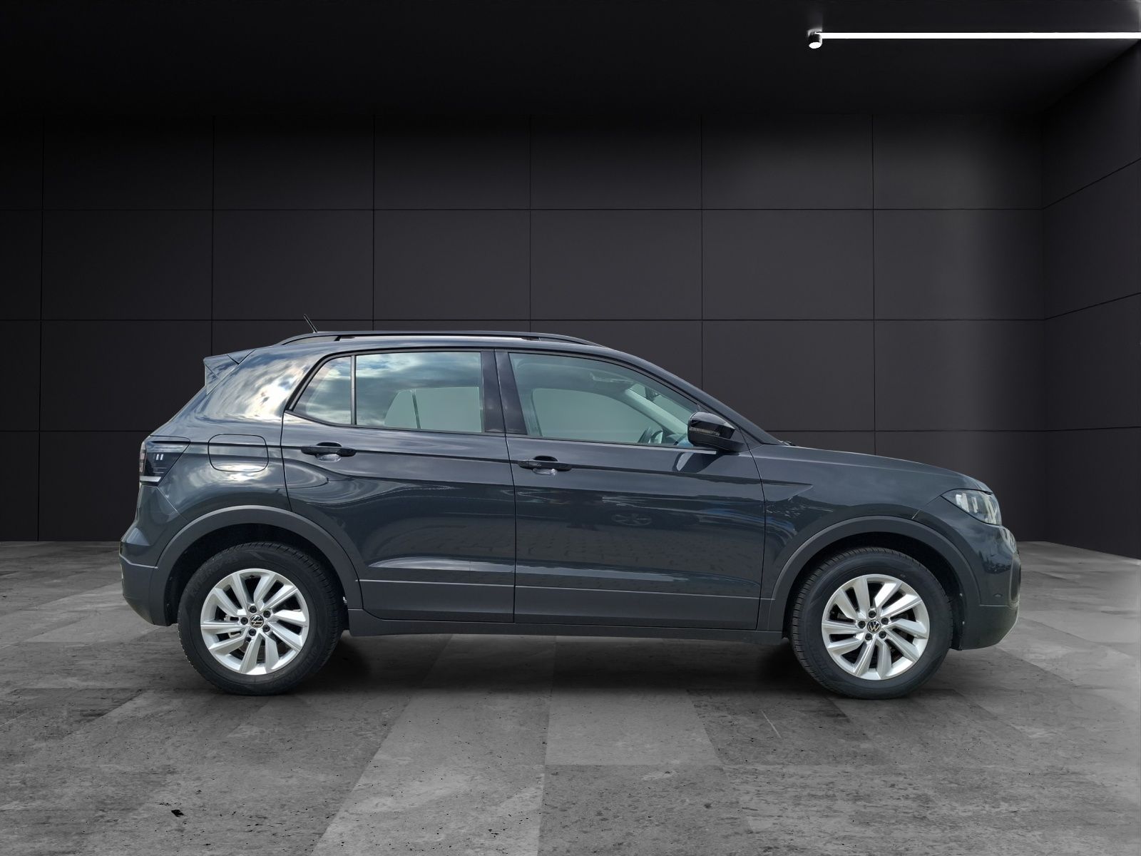 Fahrzeugabbildung Volkswagen T-Cross TSI Life DSG Klima RFK SH LM