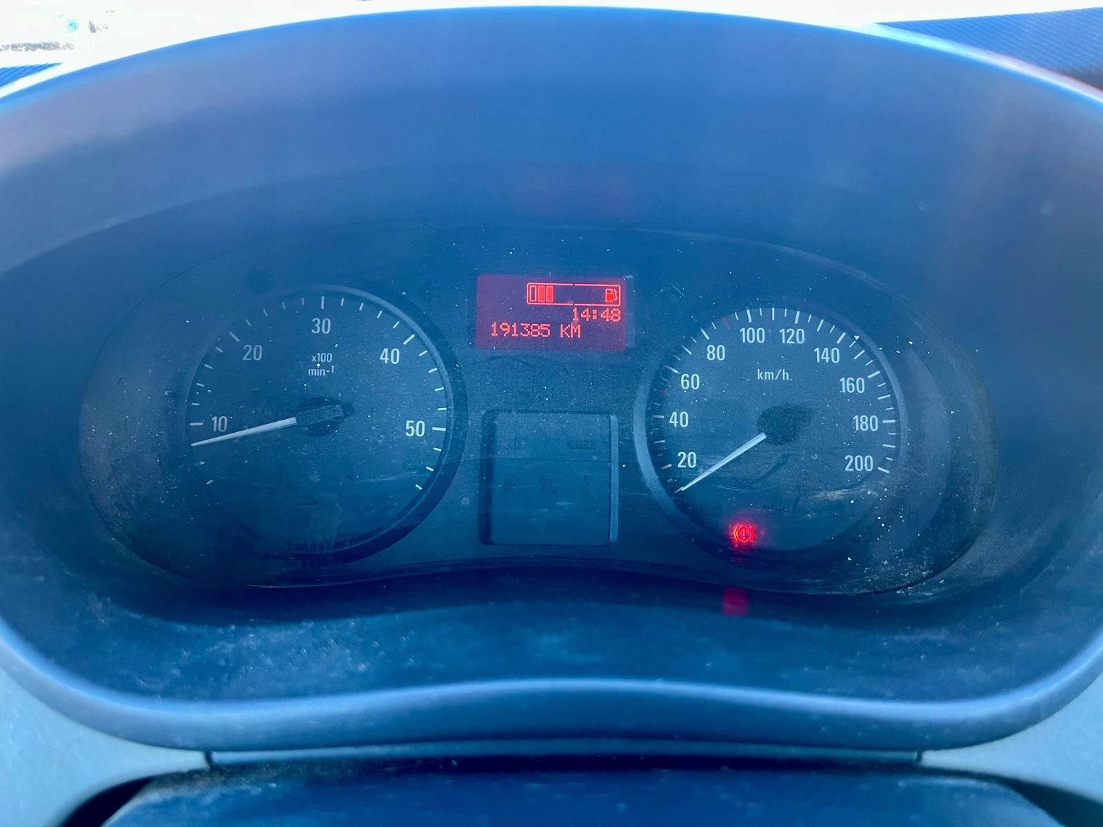 OPEL Vivaro 2.0 L2H1 ALLWETTER RADIO