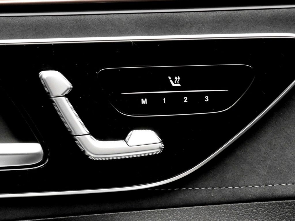 Mercedes-Benz EQE 300 AMG-Sport AIRM HAL DIGITAL Night 360° 21 foto 12