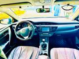 Toyota Corolla 1,6-l-Valvematic Edition Edition - Toyota Corolla mit Benzin-Antrieb: Limousine, 1.6
