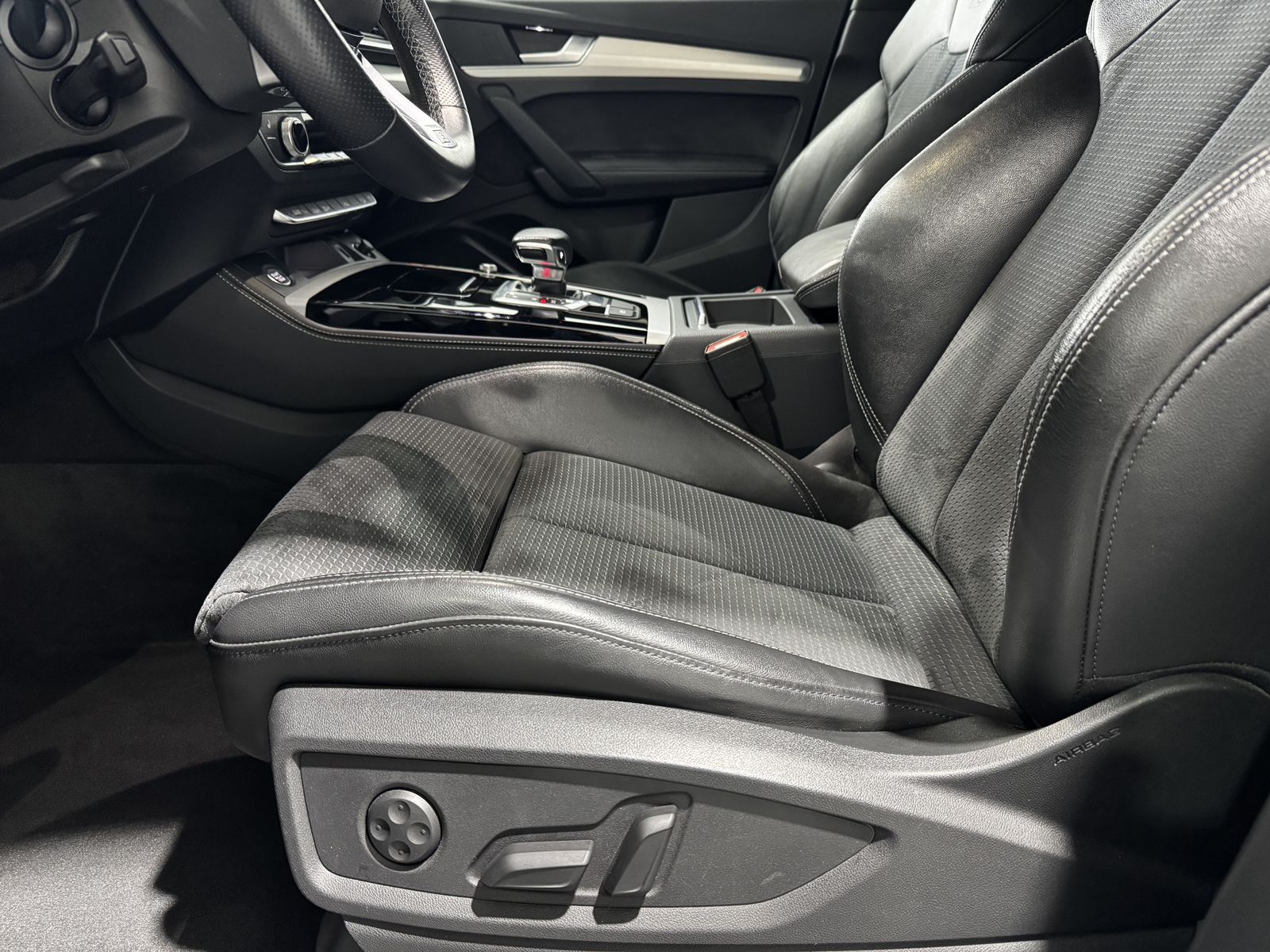 Fahrzeugabbildung Audi Q5 40 TDI*Quattro*LED*Cam*Audi Anschlussgarantie