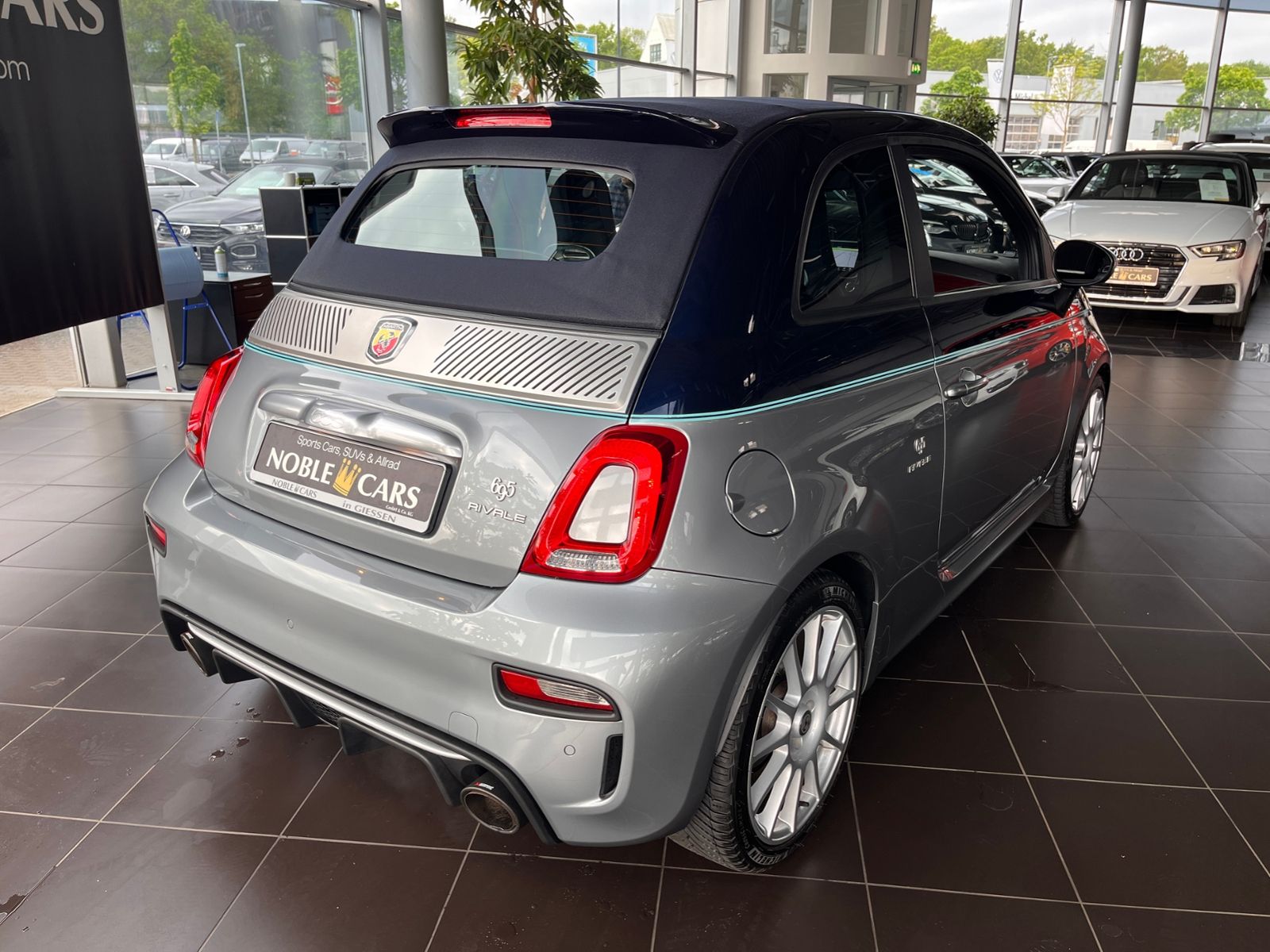 Fahrzeugabbildung Abarth 695C Rivale  Mahagoni LEDER Sitzheizung