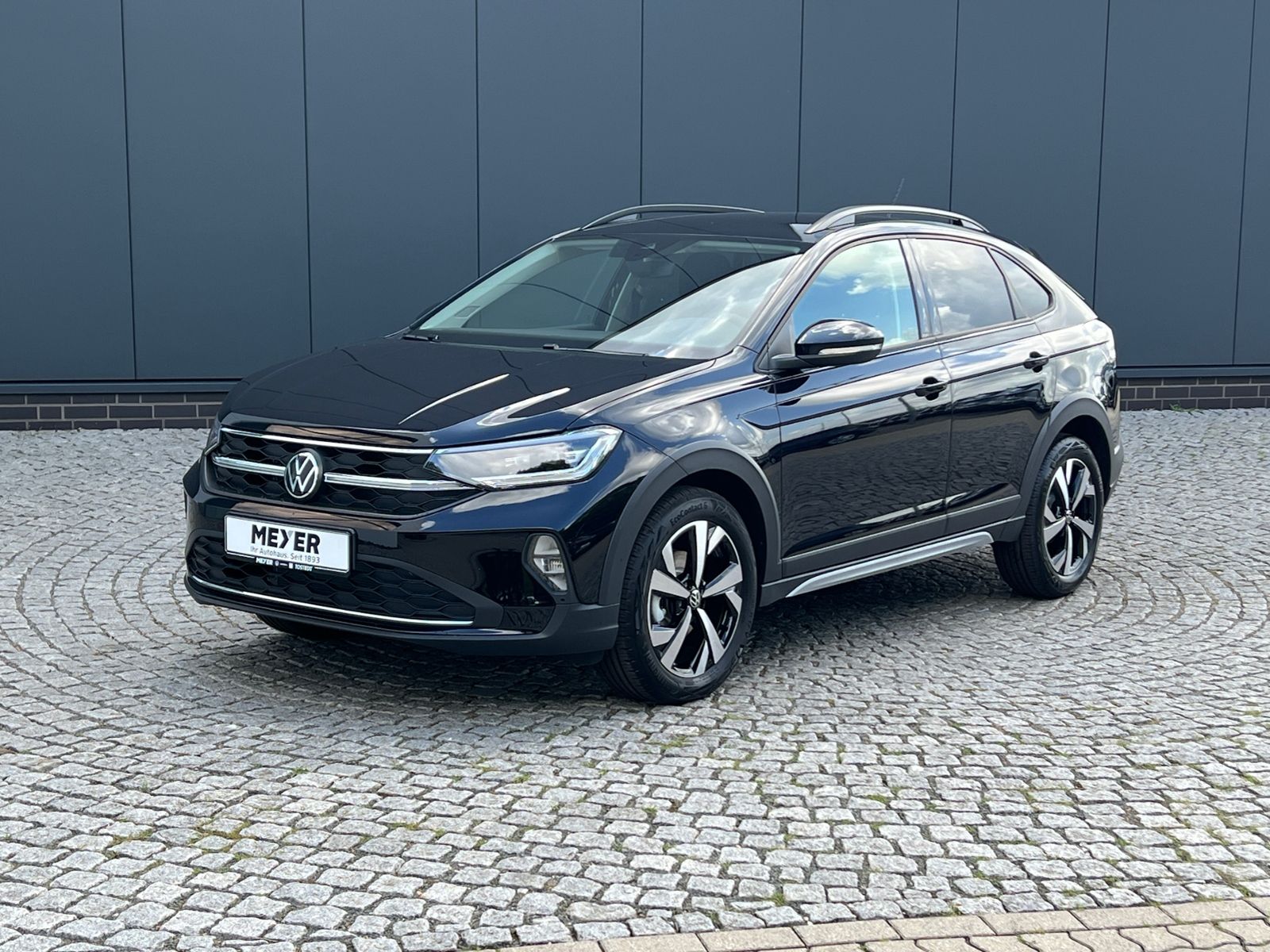 Fahrzeugabbildung Volkswagen Taigo Life 1.0 TSI DSG *IQ.Light, Ready2Discover