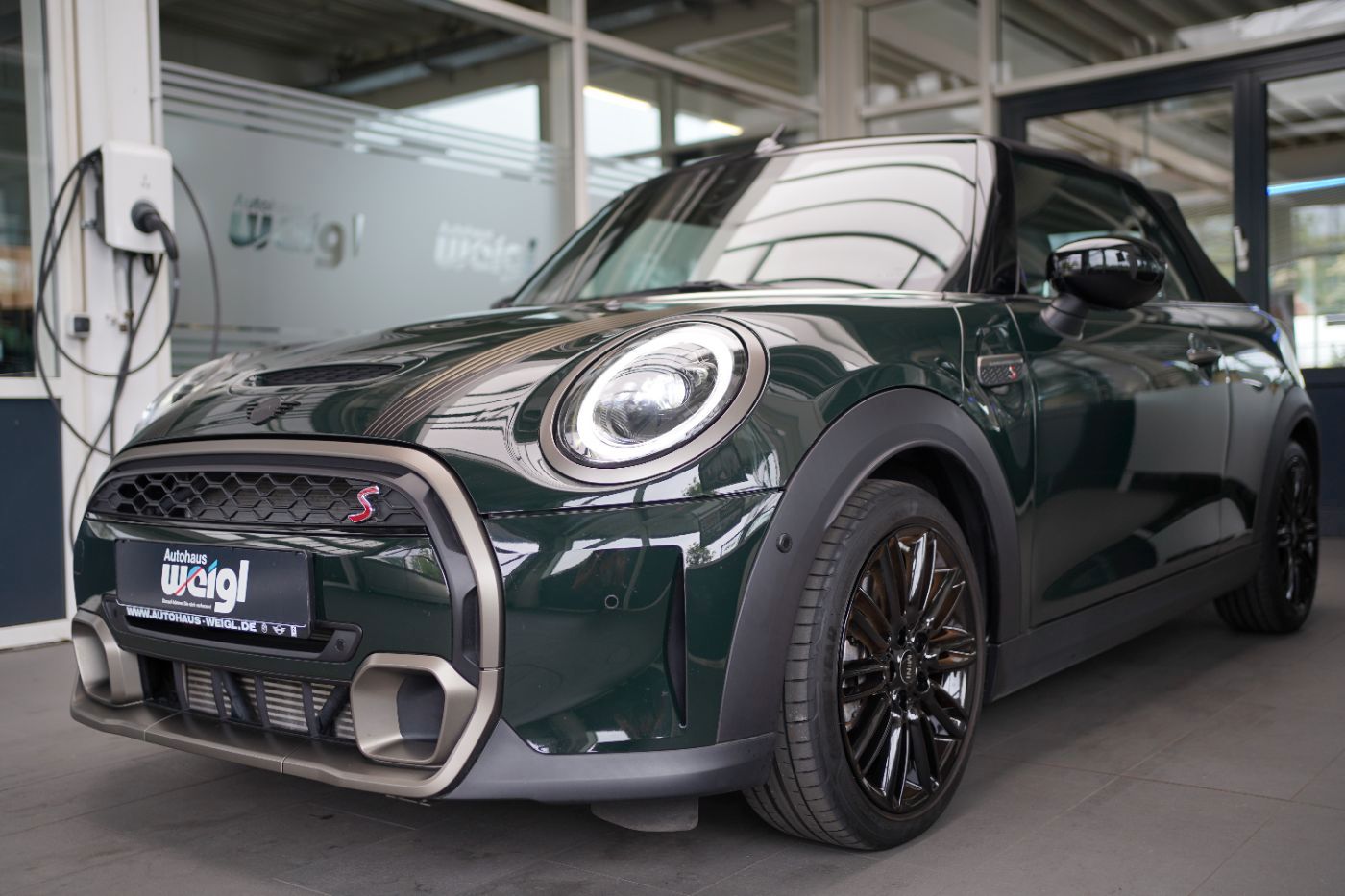 Fahrzeugabbildung MINI Cooper S Cabrio Parkassist+LED+HeadUp+Komfortzug