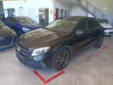 Mercedes-Benz MERCEDES-BENZ GLA 200 d Automatic Premium - Mercedes GLA 200 mit Halbautomatikschaltung