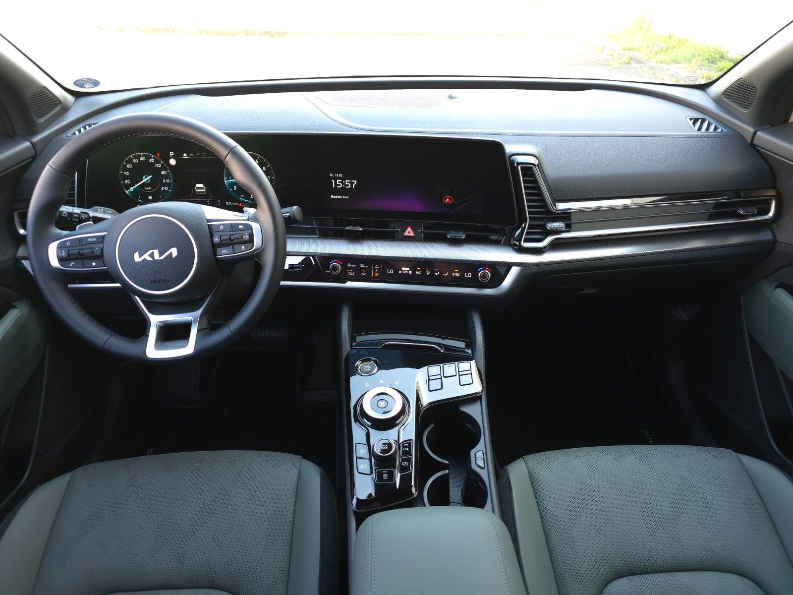 Fahrzeugabbildung Kia SPORTAGE 1.6T 2WD DCT NIGHTLINE ED SD