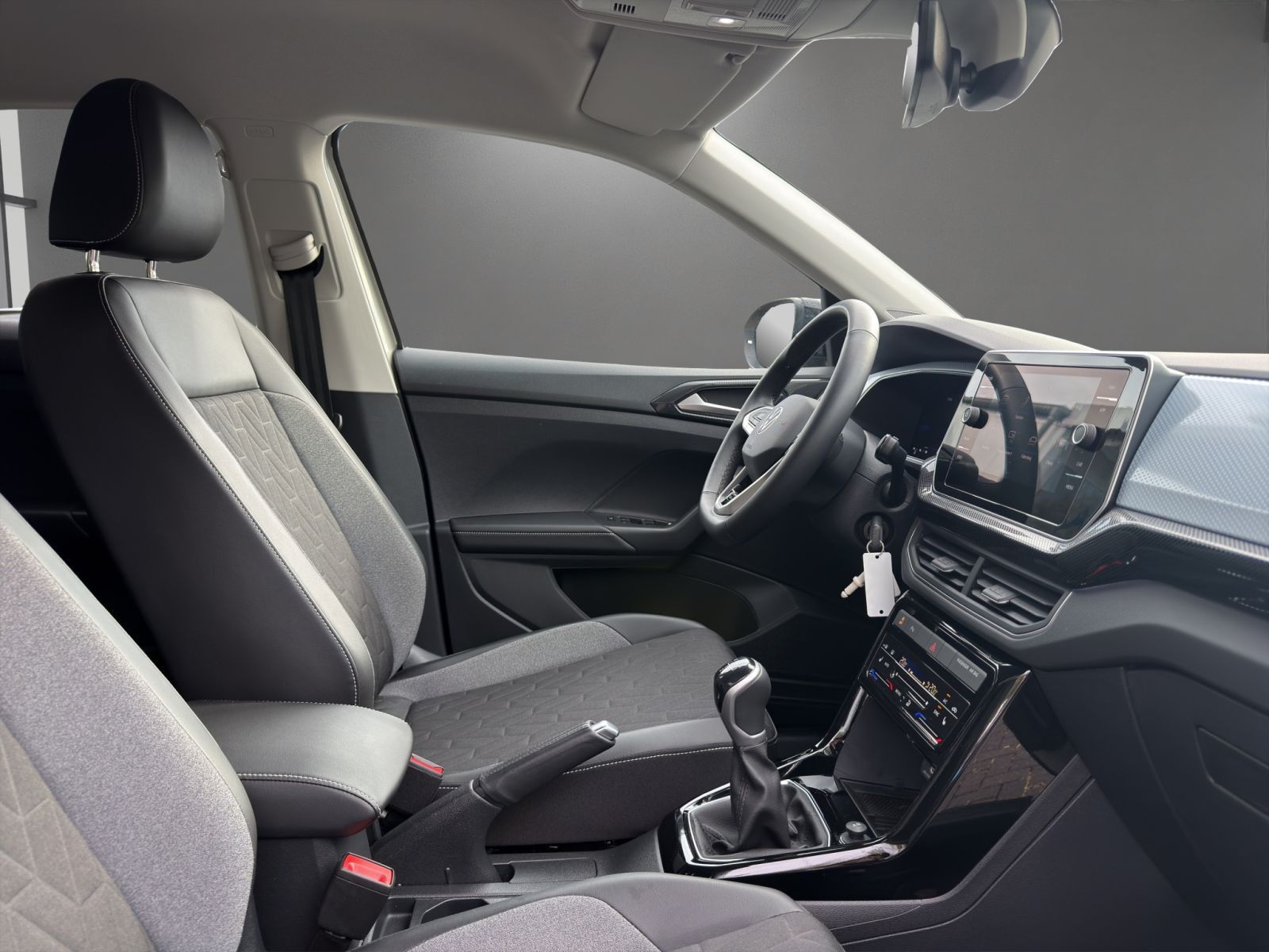 Volkswagen T-Cross - Bild 10