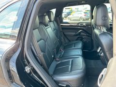 Fahrzeugabbildung Porsche Cayenne 3.6 Schalter, Xenon,Nav,Bose,AHK ,1-Hand