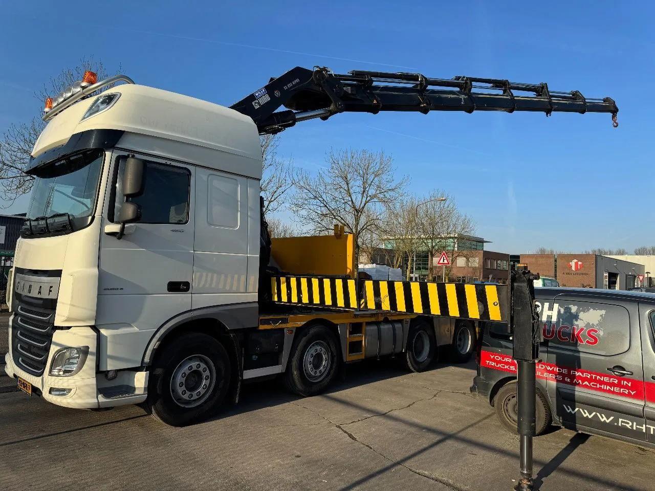 DAF XF 460 8X2 - EURO 6 + HIAB 855 EP-6 + REMOTE + S