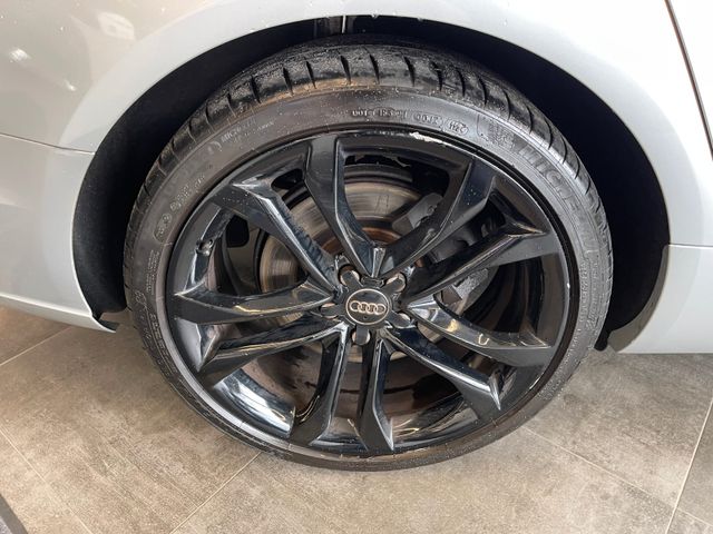 Audi A6 Avant 3.0 TDI quattro *Kamera*Klima*Navi*