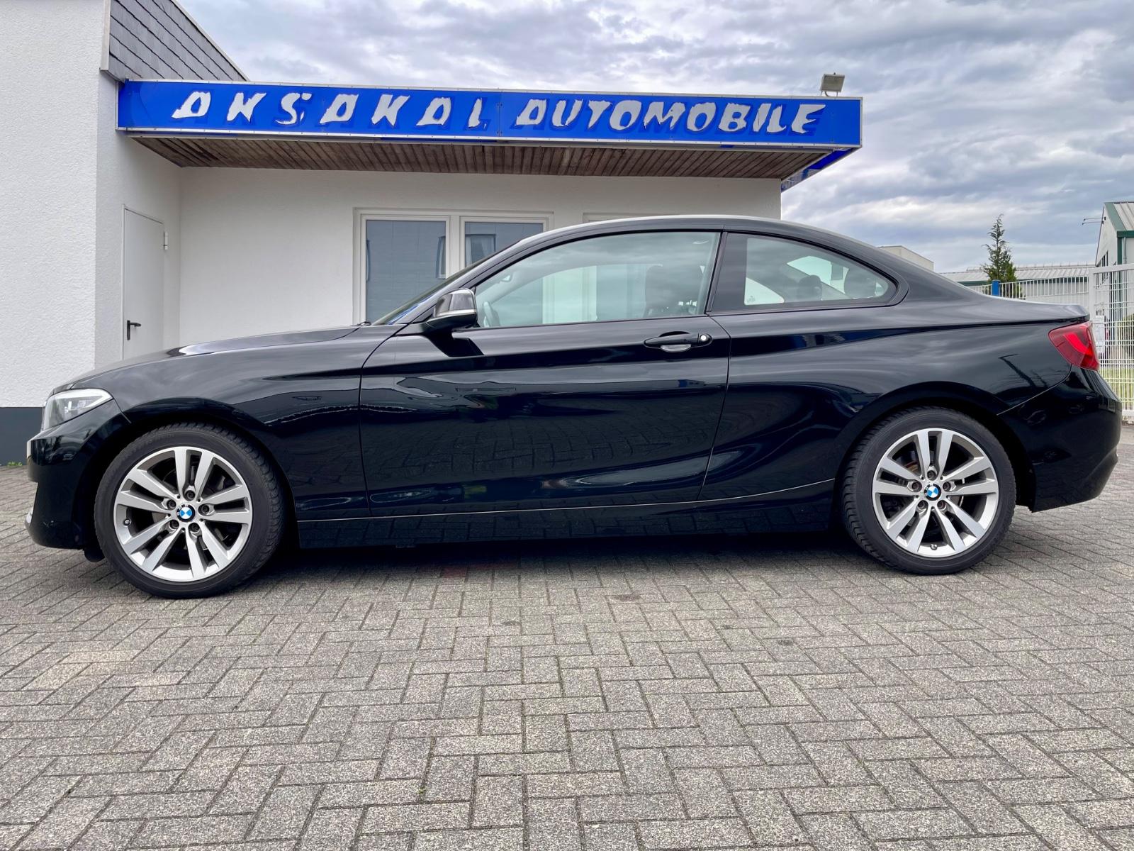 BMW 220i Coupe