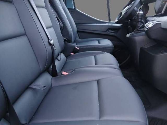 Fahrzeugabbildung Renault Master Kastenwagen FWD Kasten extra L2H2 3,5t Bl