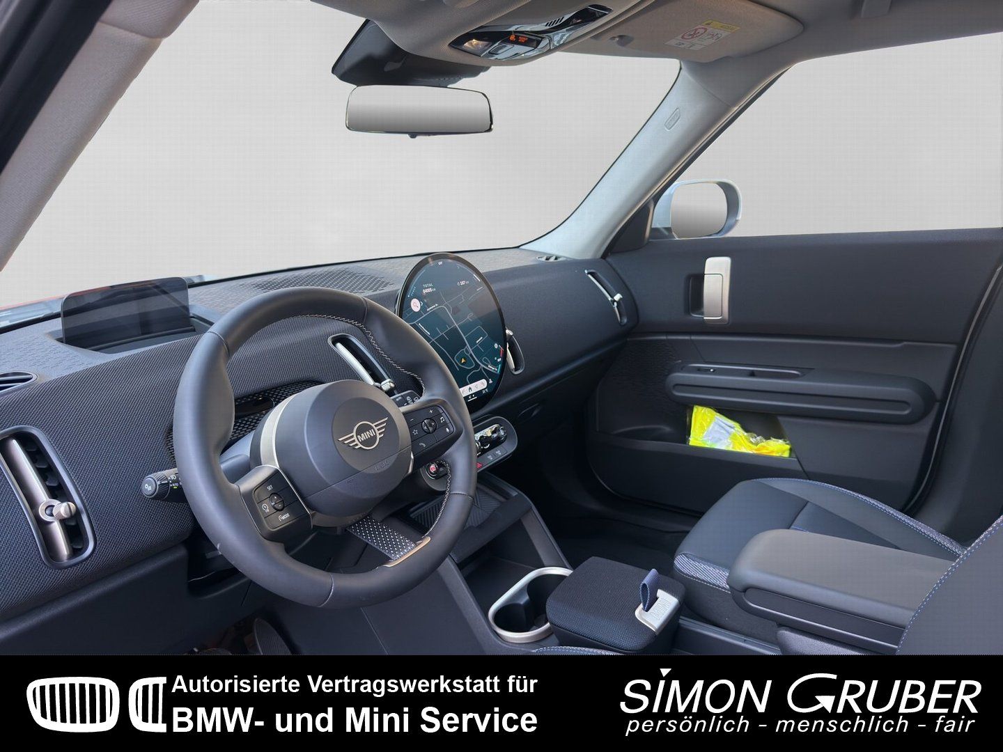 Fahrzeugabbildung MINI Countryman Cooper C Classic Trim Navi HUD LED