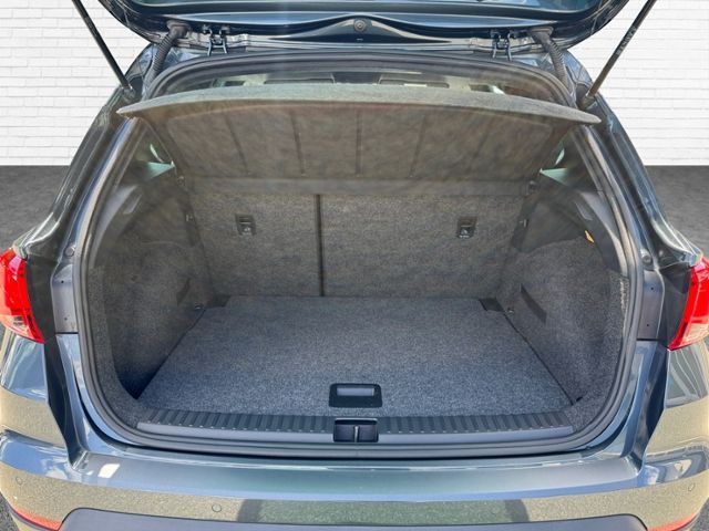 Fahrzeugabbildung SEAT Arona Xperience 1.0 TSI KLIMA LED NAVI LEDER ALU