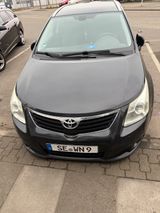 Toyota Avensis Combi Executive 2.2 D-CAT Automatik  - Toyota: D Cat