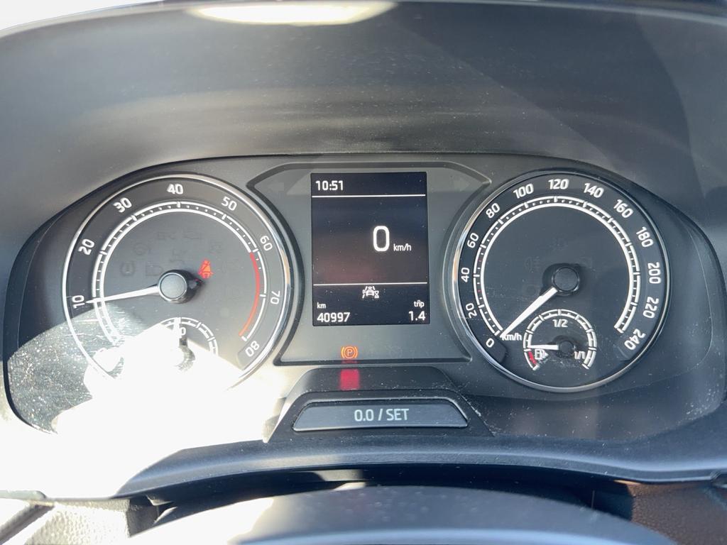 Skoda Fabia 2022 г. Белый, пробег 40996 км