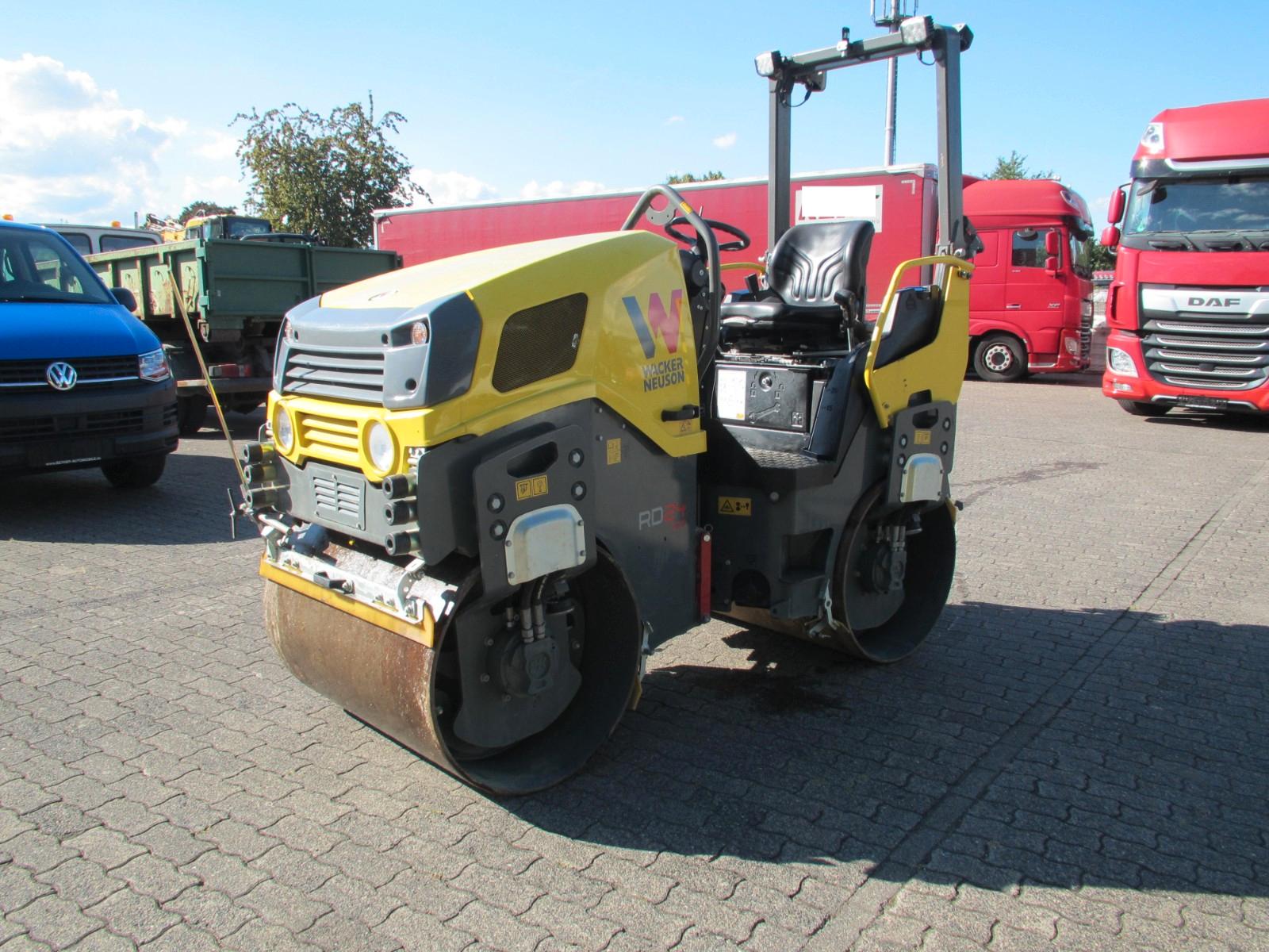 Wacker Neuson RD 24-100 Tandemwalze/ NUR 187 Stunden