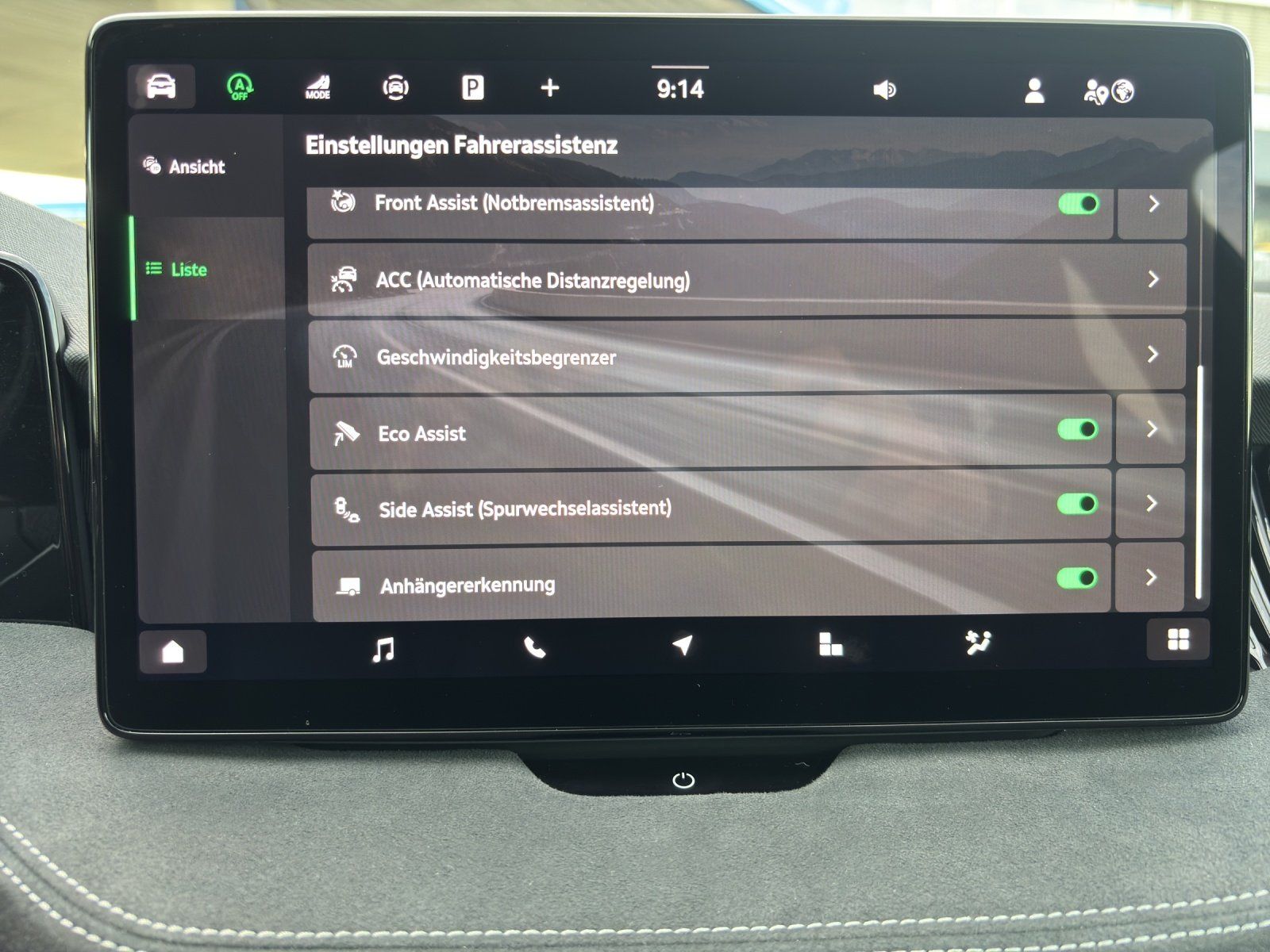 Fahrzeugabbildung SKODA Superb Combi Sportline 2,0 TSI 150 kW DSG