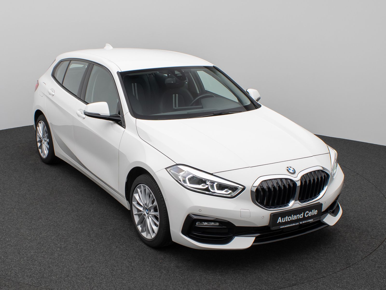 Fahrzeugabbildung BMW 118i SportLine Kamera DAB Lenkrhzg Komfort Alarm