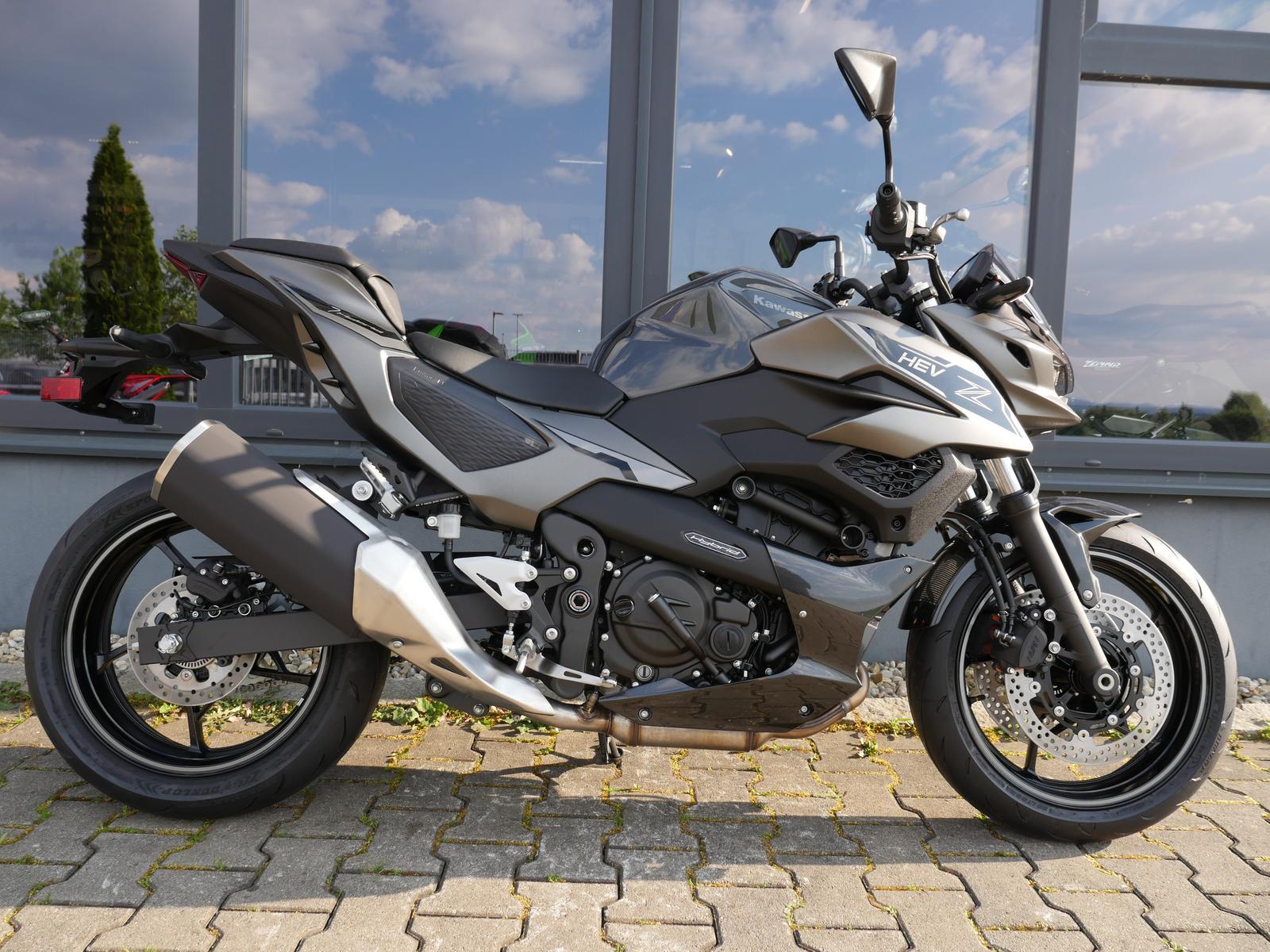 Kawasaki Z7 Hybrid ABS HEV Mod. 2024 Lager %%%