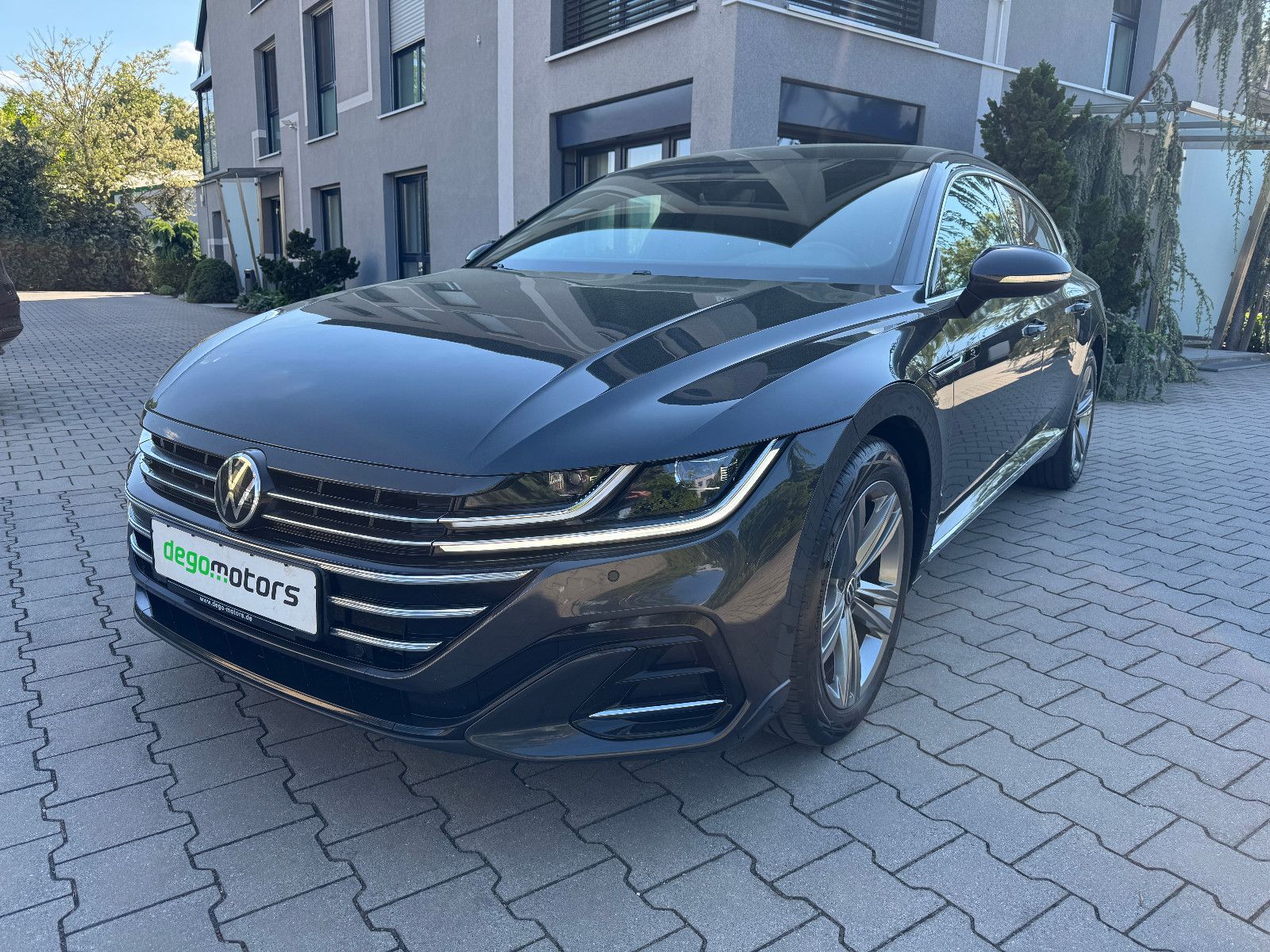 Volkswagen Arteon 2.0 TFSI Shooting Brake R-Line Volkswagen Arteon 2.0 TFSI Shooting Brake R-Line
