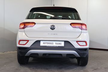 Volkswagen T-Roc 1.5 TSI Life AID+CARPLAY+LED+AHK