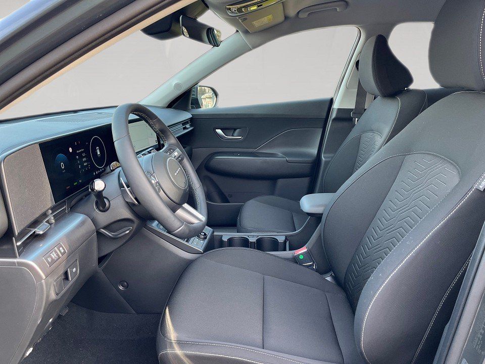 Fahrzeugabbildung Hyundai KONA Elektro 65kWh Trend Assistenz-Paket