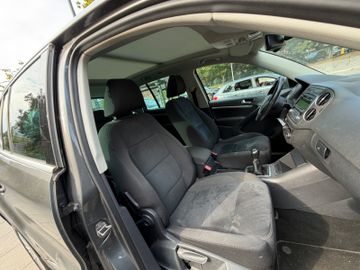 Volkswagen Tiguan - 12