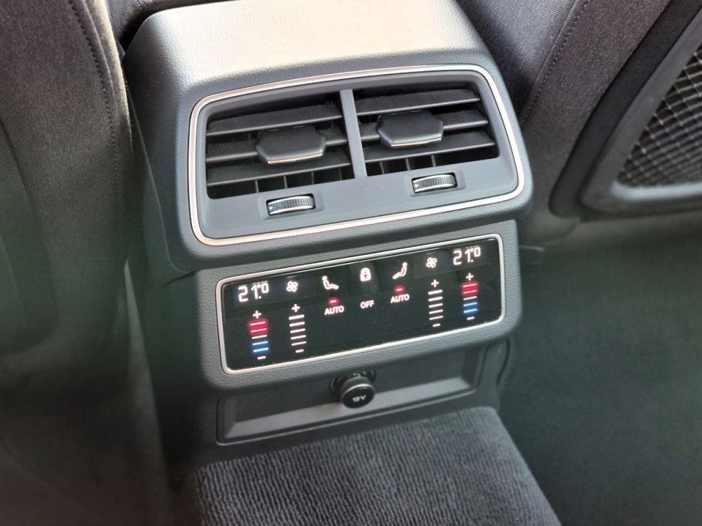 Audi A6 45 TDI quattro S tronic sport Head-up Assiste – Bild 9