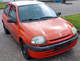 Renault Clio 1.2 TÜV 03.2026, HU neu für faire 150 € - Renault Clio aus 2000: 1.2