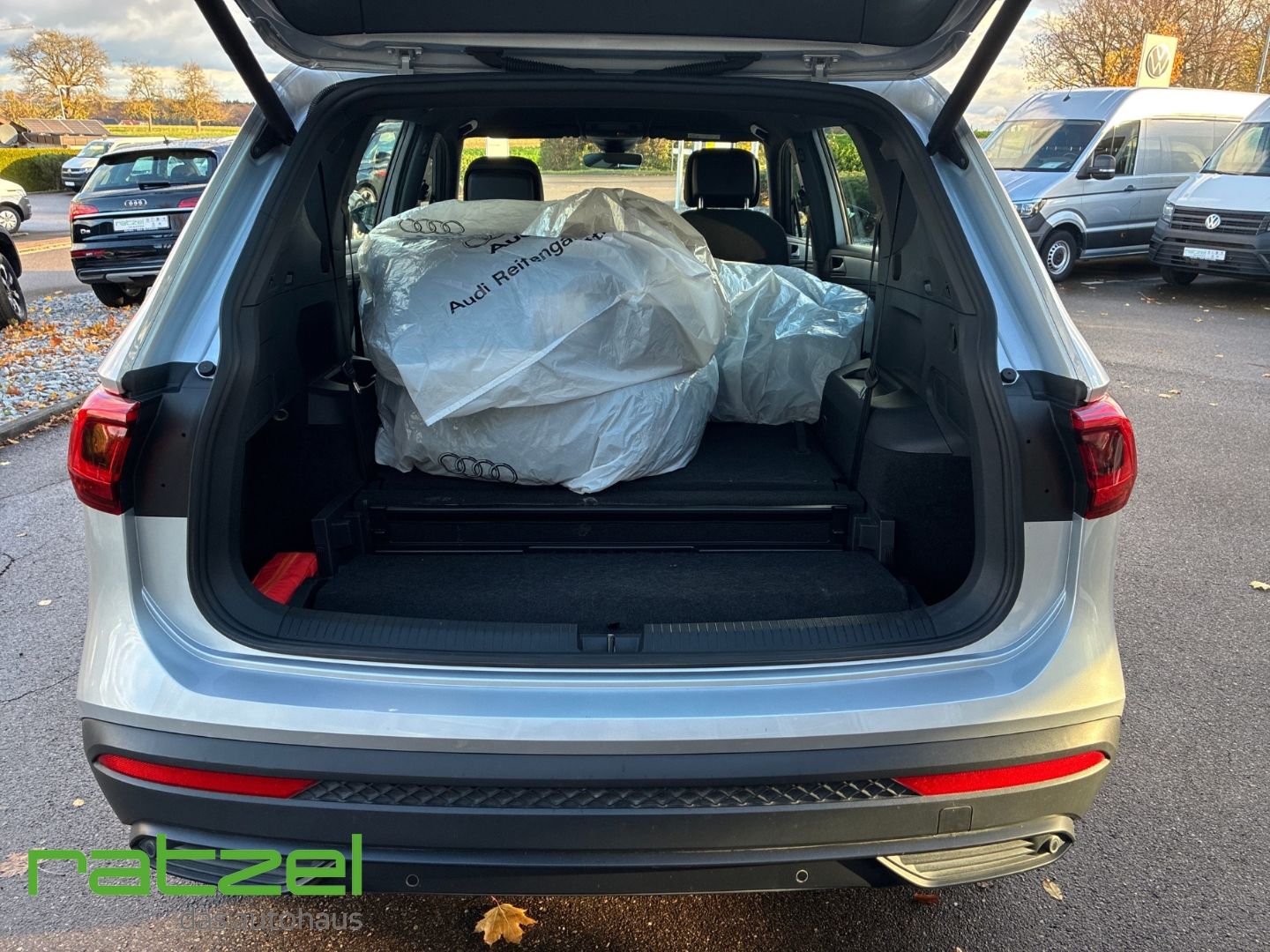 Fahrzeugabbildung SEAT Tarraco 2.0 TDI Style 7 Sitzer Navi Digitales Co