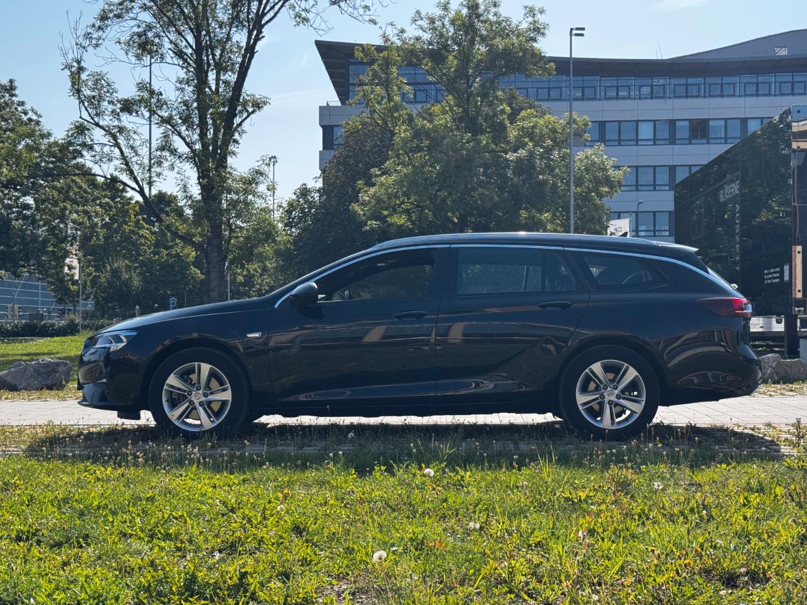 Opel Insignia 2.0 Diesel Automatik 4x4 Massage LED