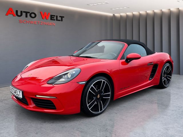 Porsche Boxster 718 1Hand/LED/Carbon/Lenkradheiz./Kamera