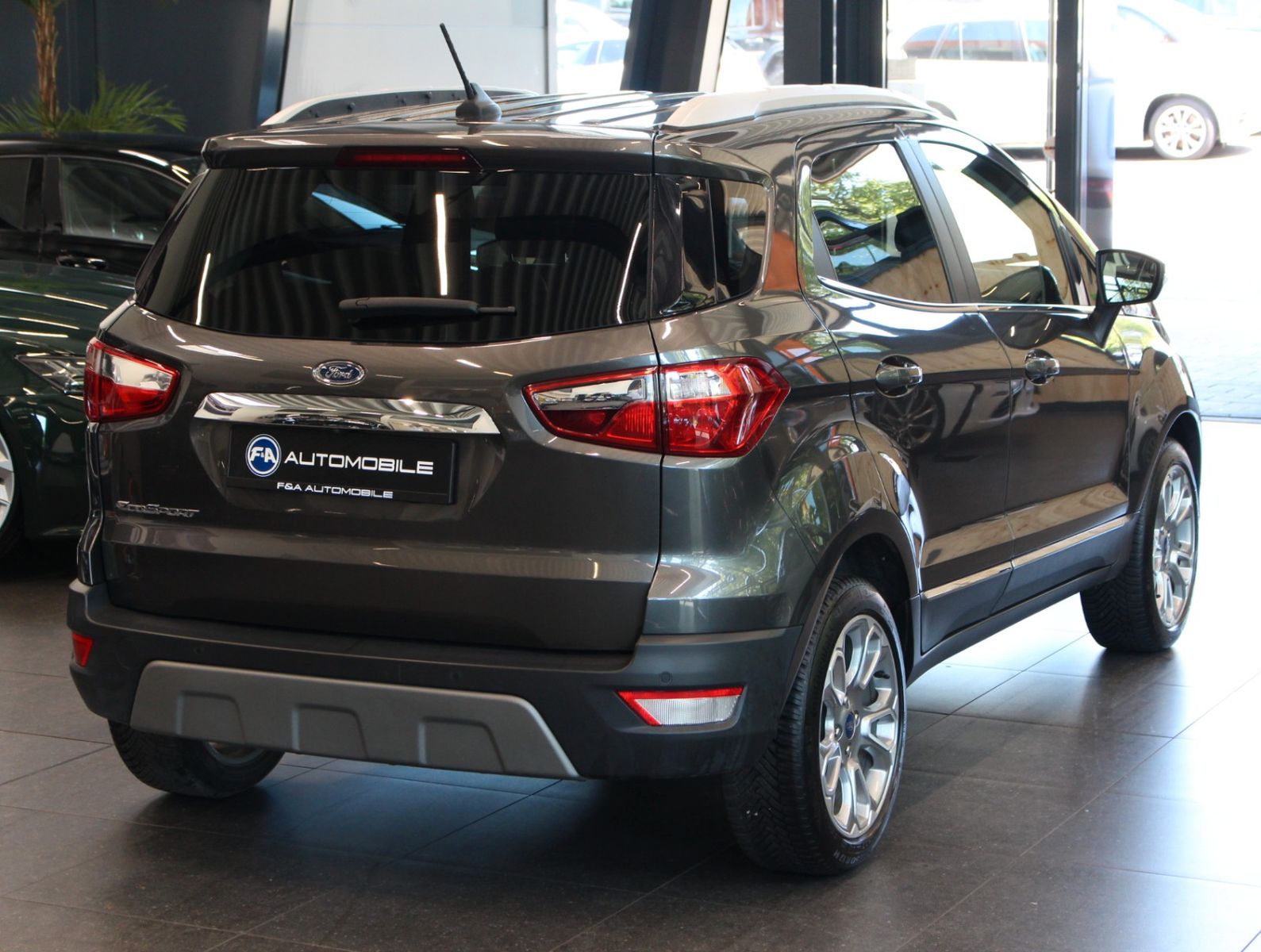 Fahrzeugabbildung Ford EcoSport 1,0 EcoBoost Titanium X*1.Hand