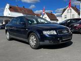 Audi A4 2.0 - Audi A4 mit Benzin-Antrieb: Limousine, 2.0