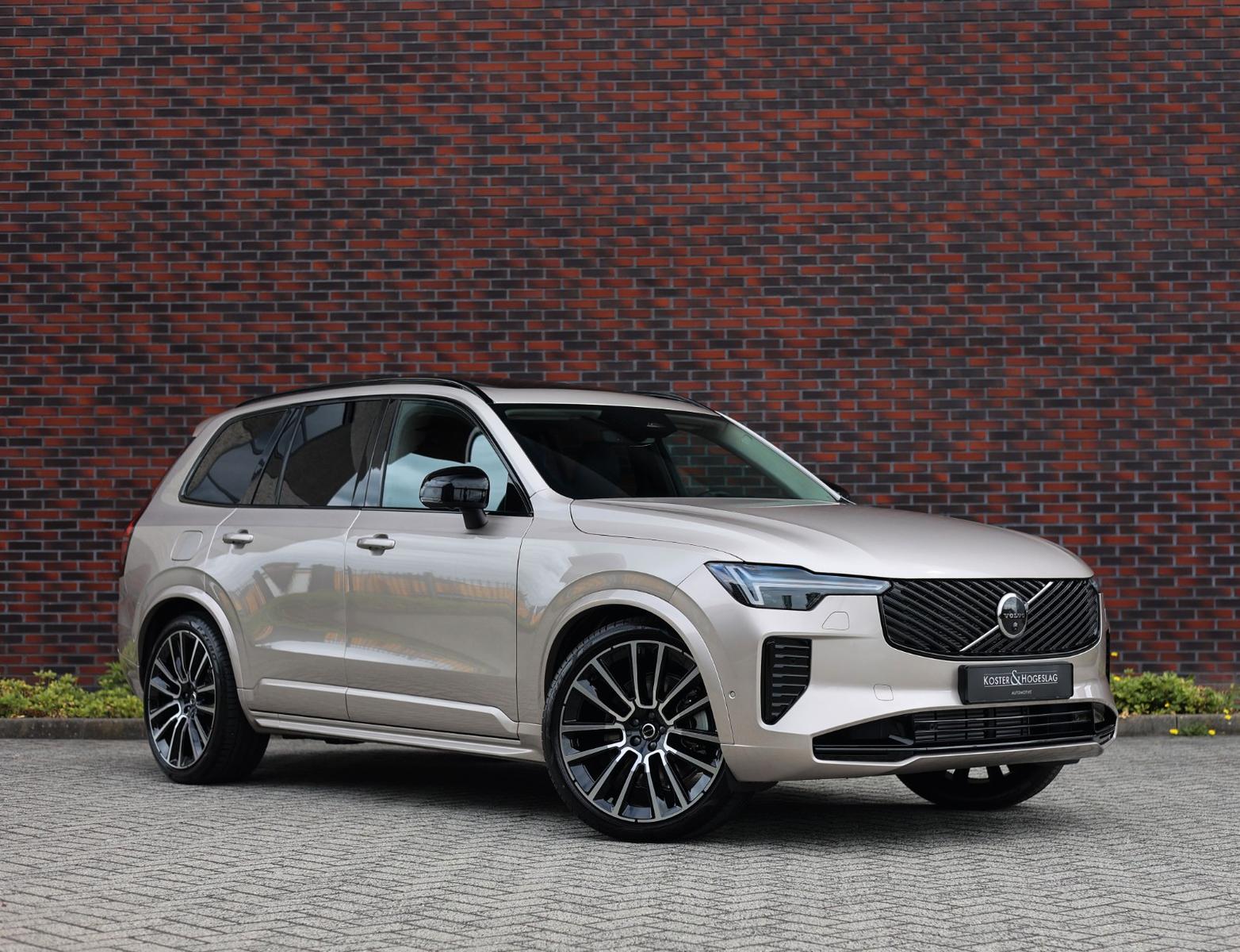 Volvo XC90 Ultra Dark Recharge AWD | Sofort – Luft –