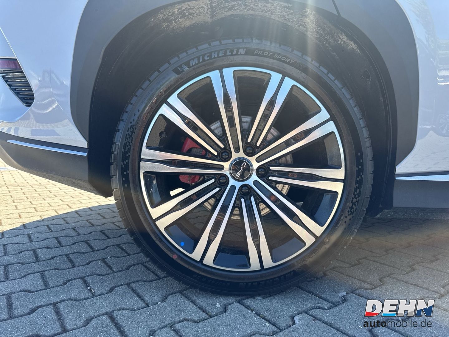 BYD SEALION 7