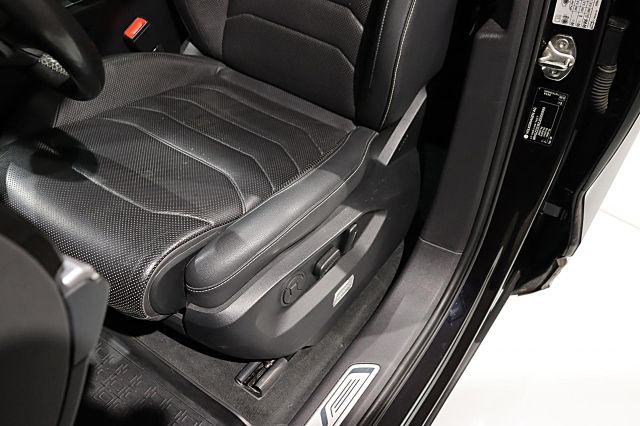 Touareg 3.0 TDI Elegance 4M LEDER AHK KAMERA SIT