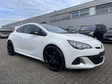 Opel ASTRA GTC OPC 2.0 6G SS