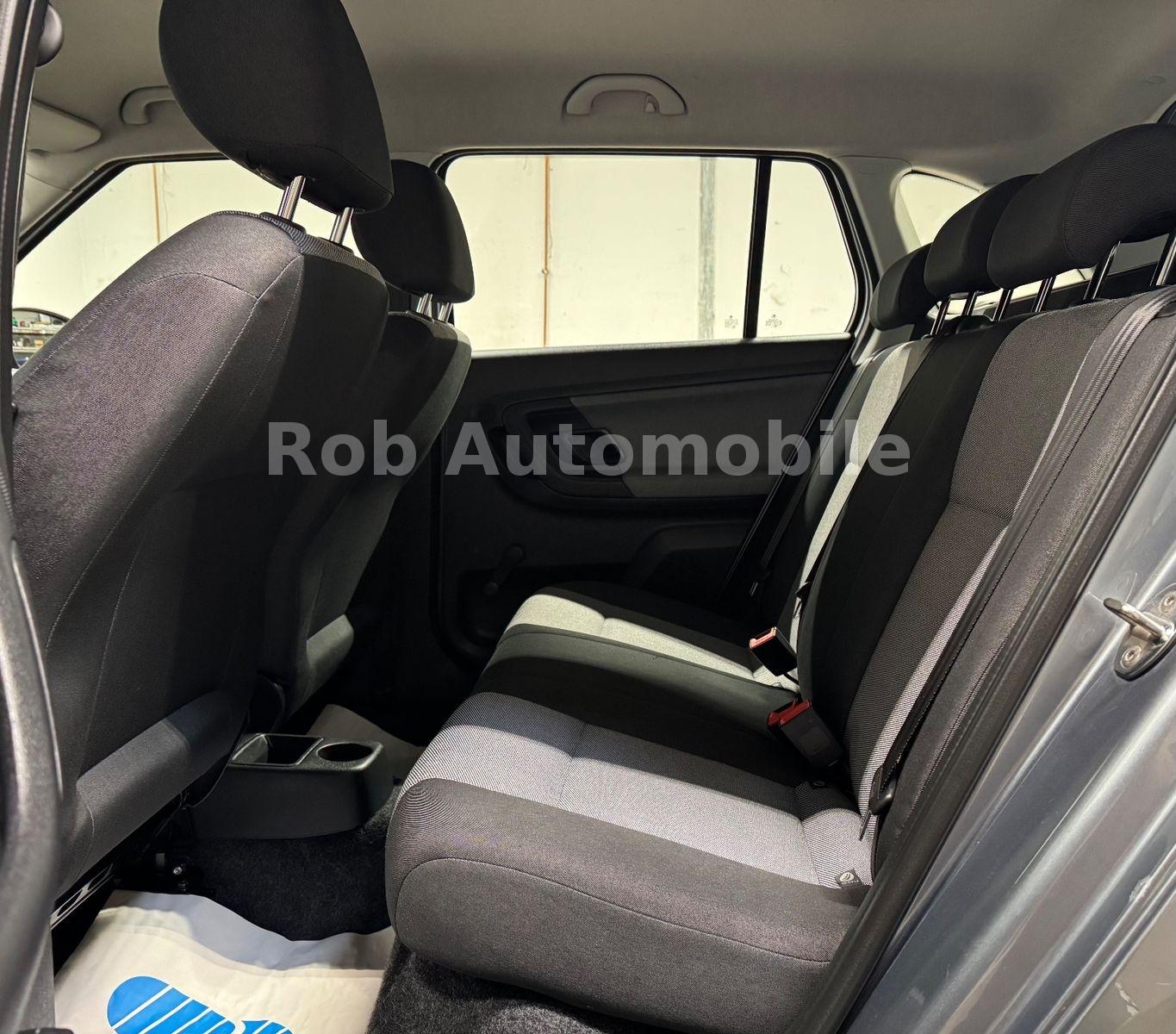 Skoda Fabia 2012 — photo 14