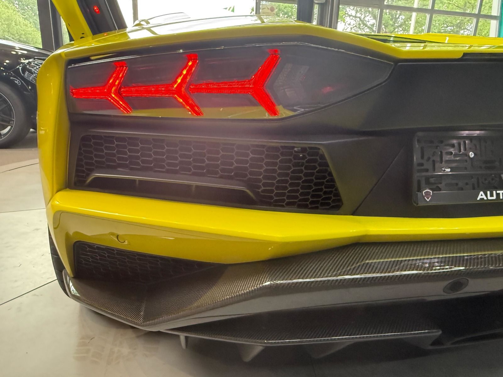 Lamborghini Aventador S foto 12