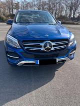 Mercedes-Benz GLE 400 4MATIC -  brilliantblau metallic, 1. Han - blaue Mercedes-Benz GLE-Klasse