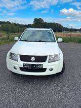 Suzuki Grand Vitara 2,0 Benzin TÜV 10/2027 - Suzuki Grand Vitara von privat