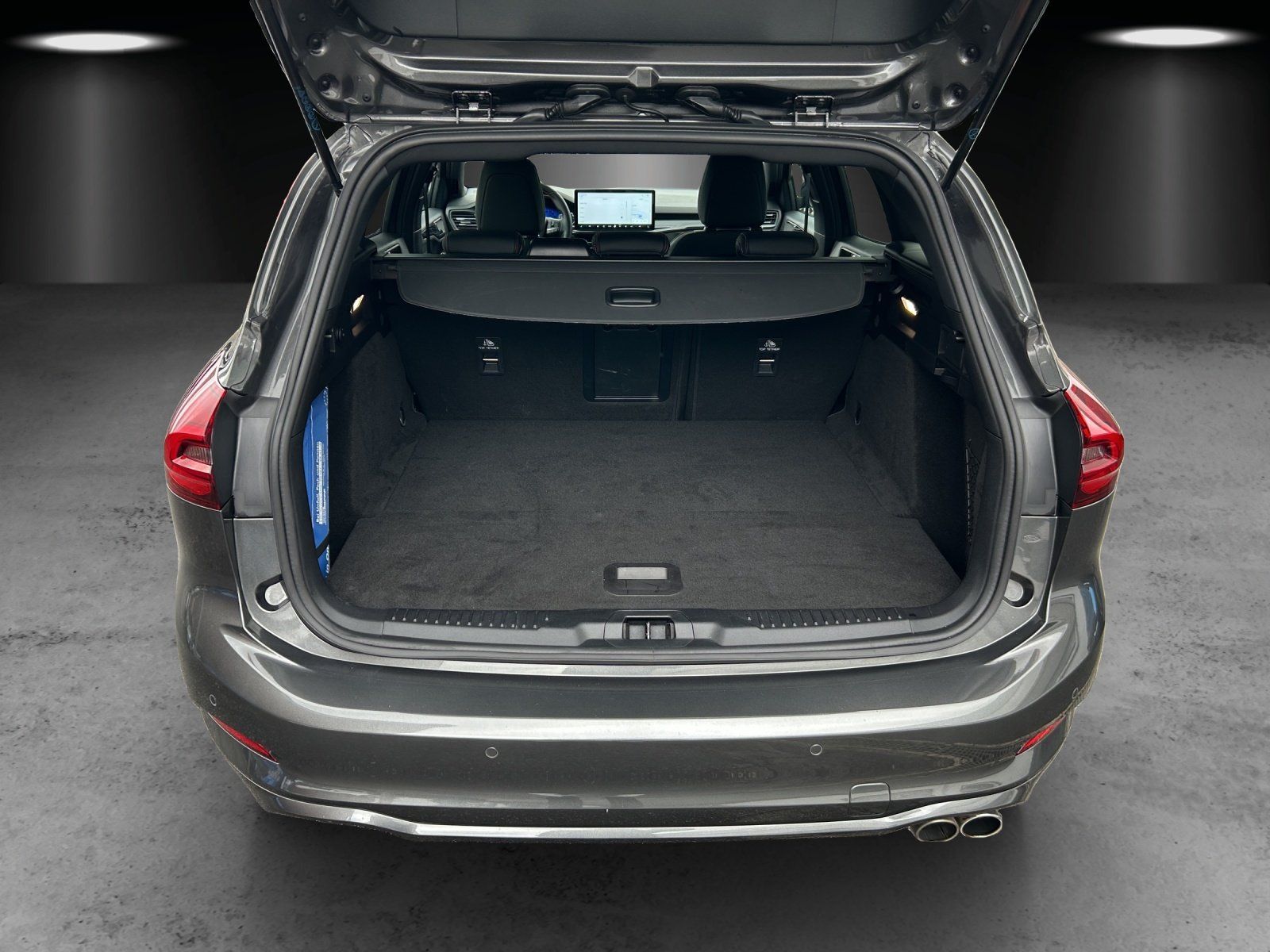 Fahrzeugabbildung Ford Focus 1.0 ST-Line X Aut./LED/ACC/KAMERA/NAVI/AHK