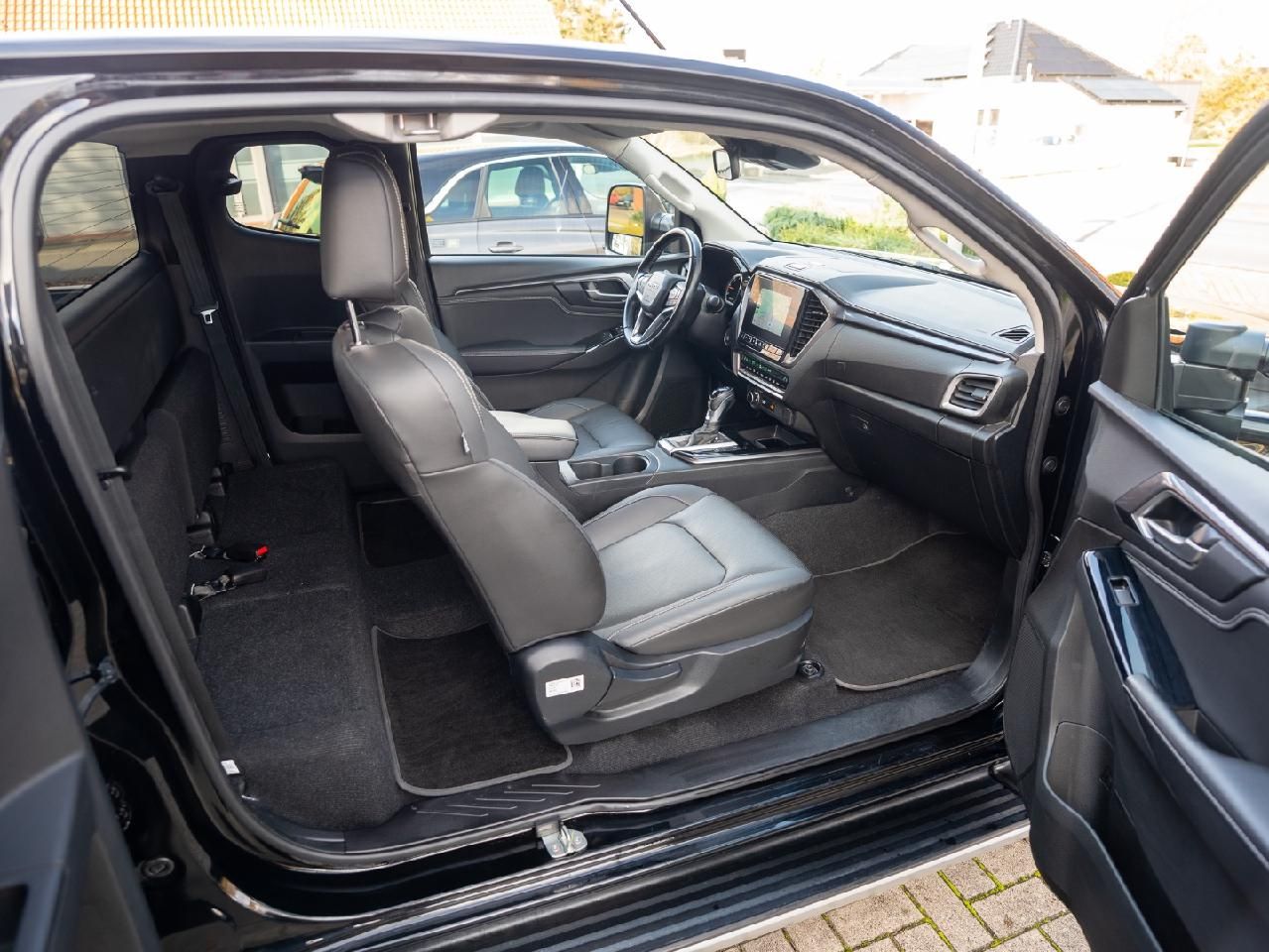 Fahrzeugabbildung Isuzu D-Max Space Cab LSE Wohnkabine