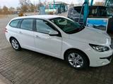 Peugeot 308 SW Active - Peugeot e-308: SW